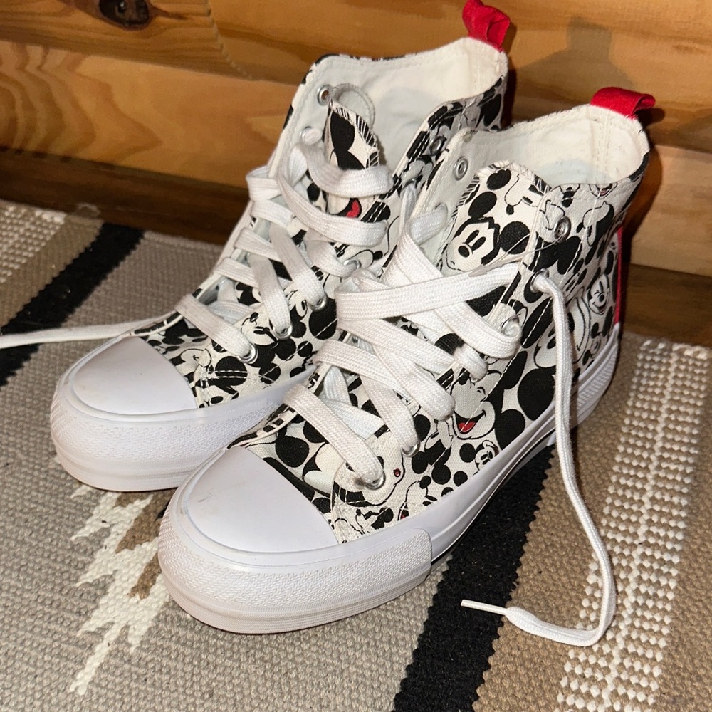 Mickey Mouse High-Top Sneakers